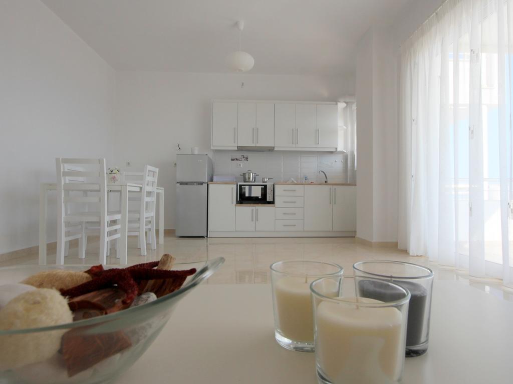 Nefeli Apartments Sarandë Exterior foto