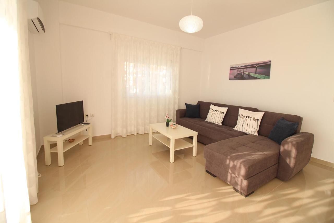 Nefeli Apartments Sarandë Exterior foto